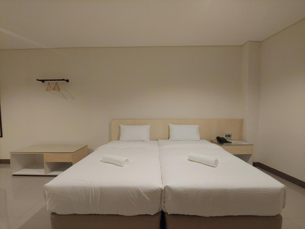 Kaizen Suites Manila Zewnętrze zdjęcie