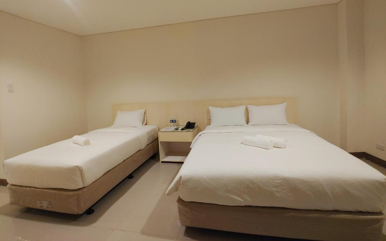 Kaizen Suites Manila Zewnętrze zdjęcie