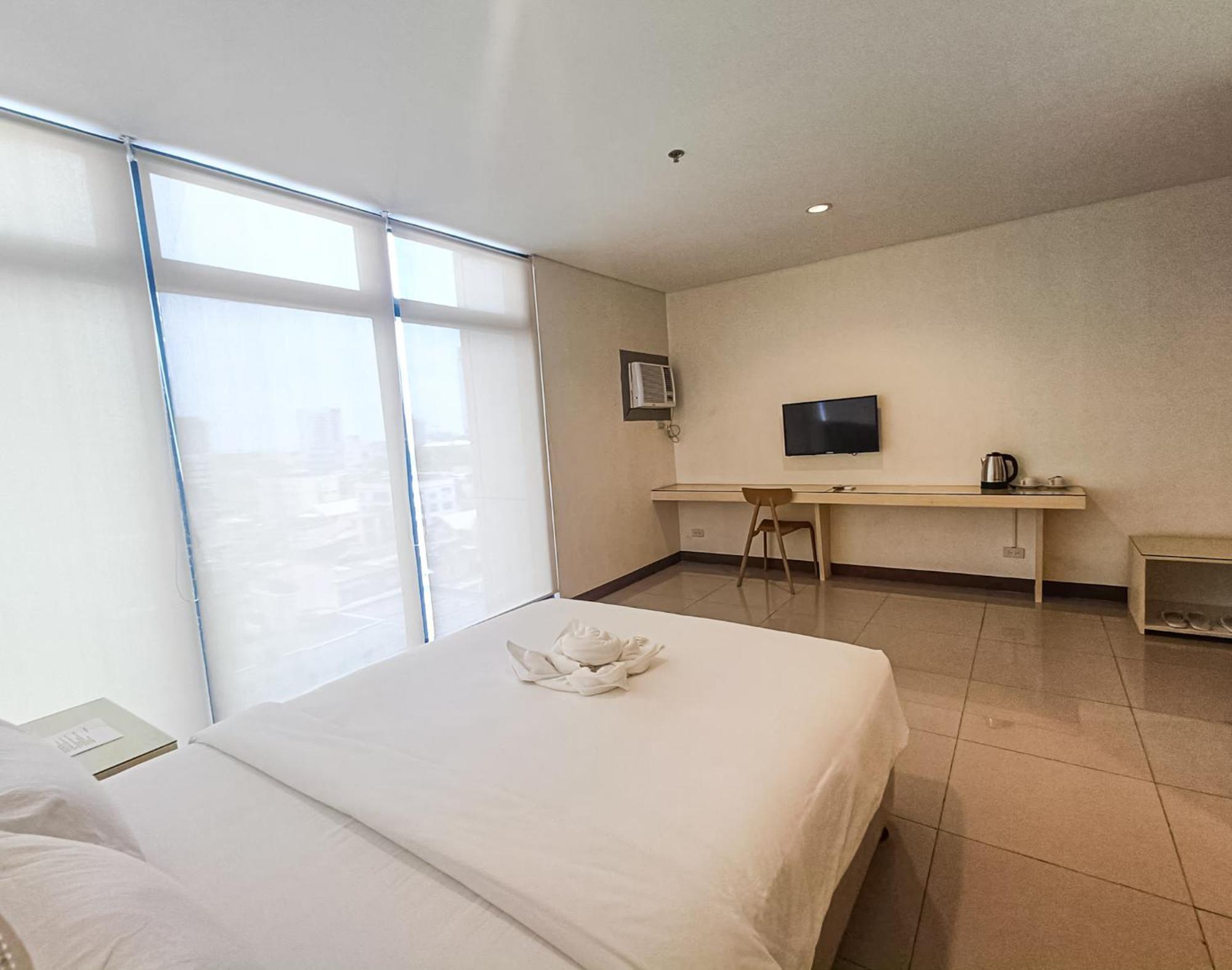 Kaizen Suites Manila Zewnętrze zdjęcie
